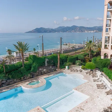 Apartment Serene Azure Apt With Riveria View *